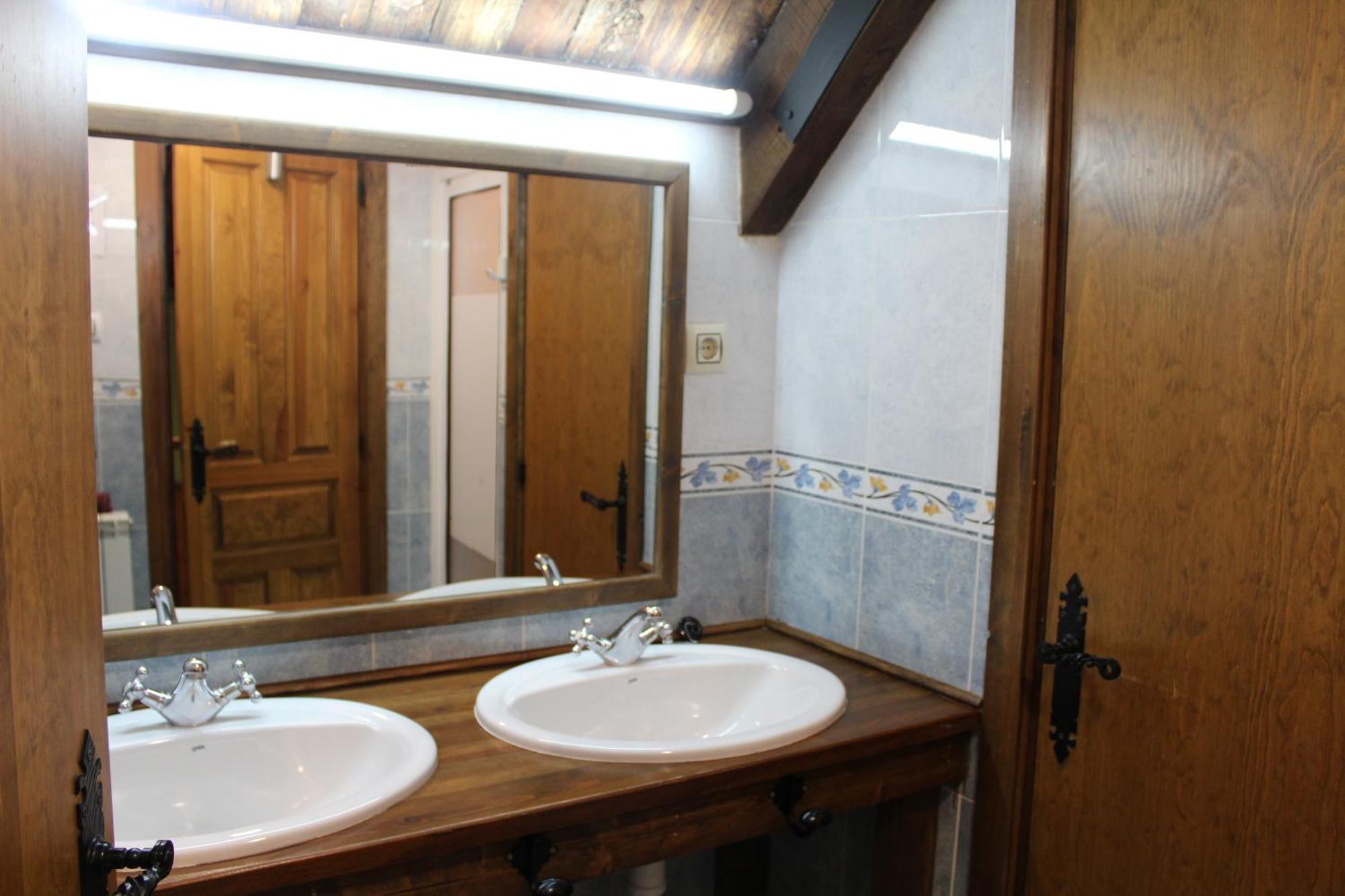 Albergue-Refugio Sargantana Canfranc Chambre photo