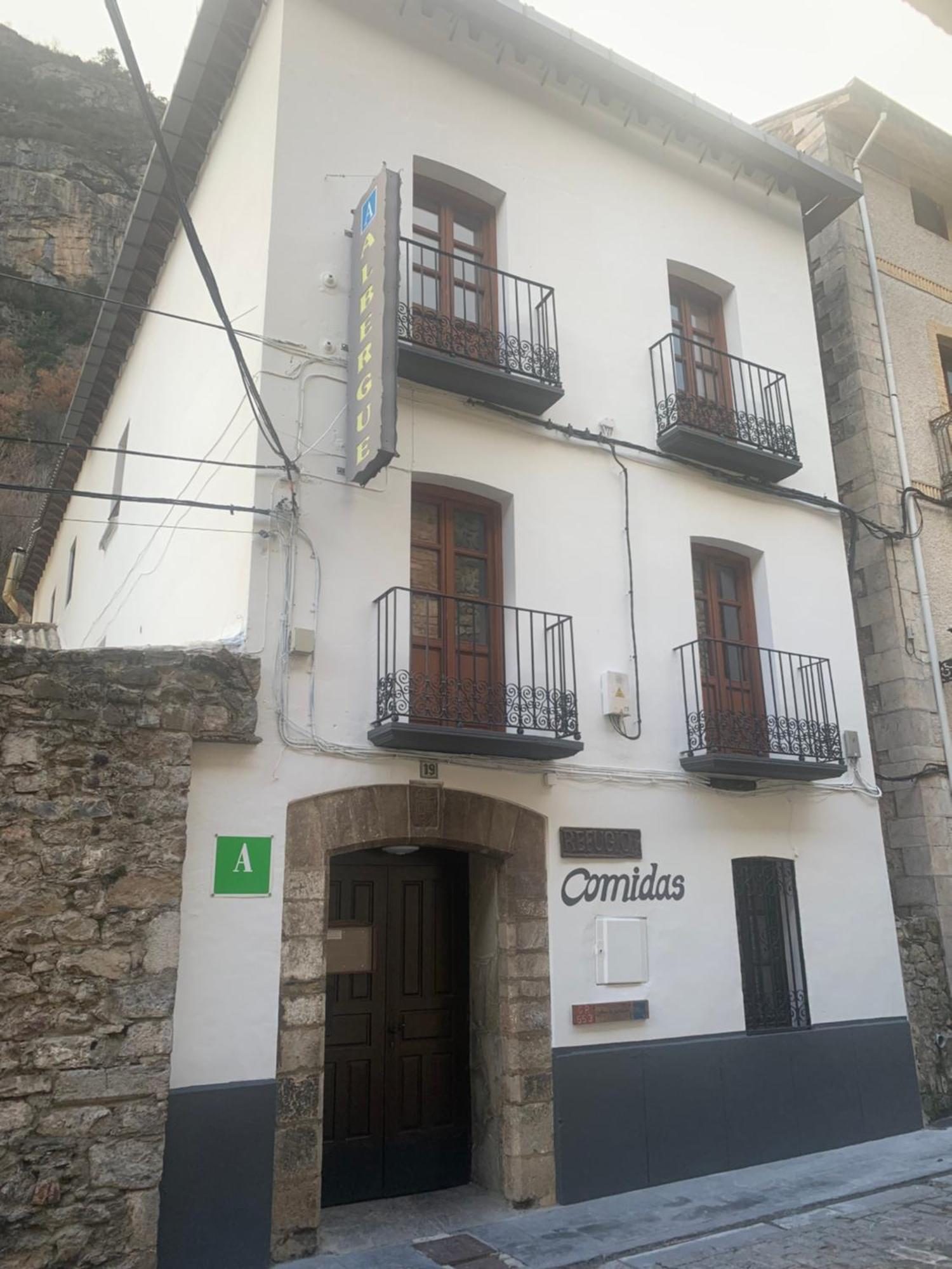 Albergue-Refugio Sargantana Canfranc Extérieur photo