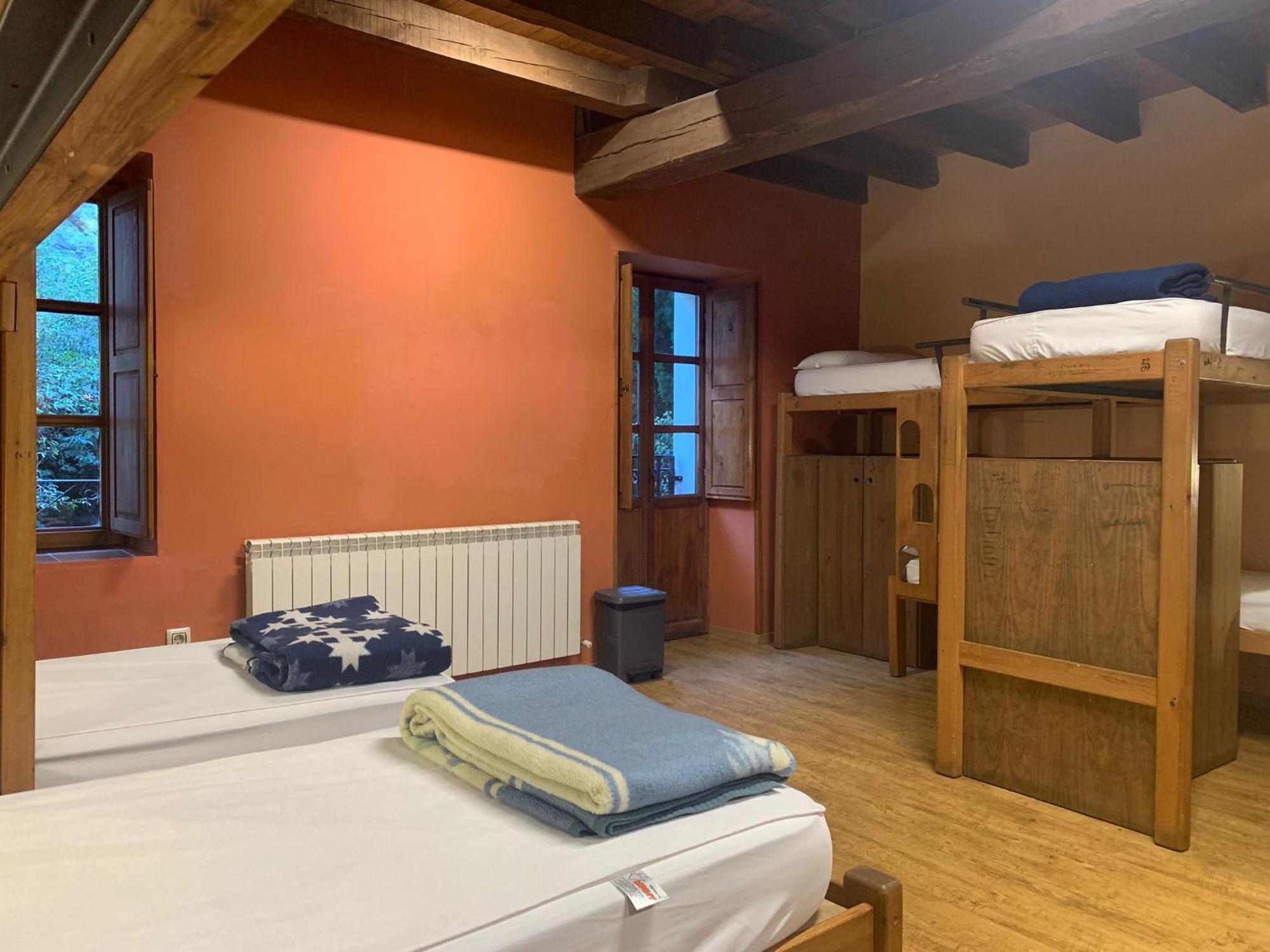 Albergue-Refugio Sargantana Canfranc Extérieur photo