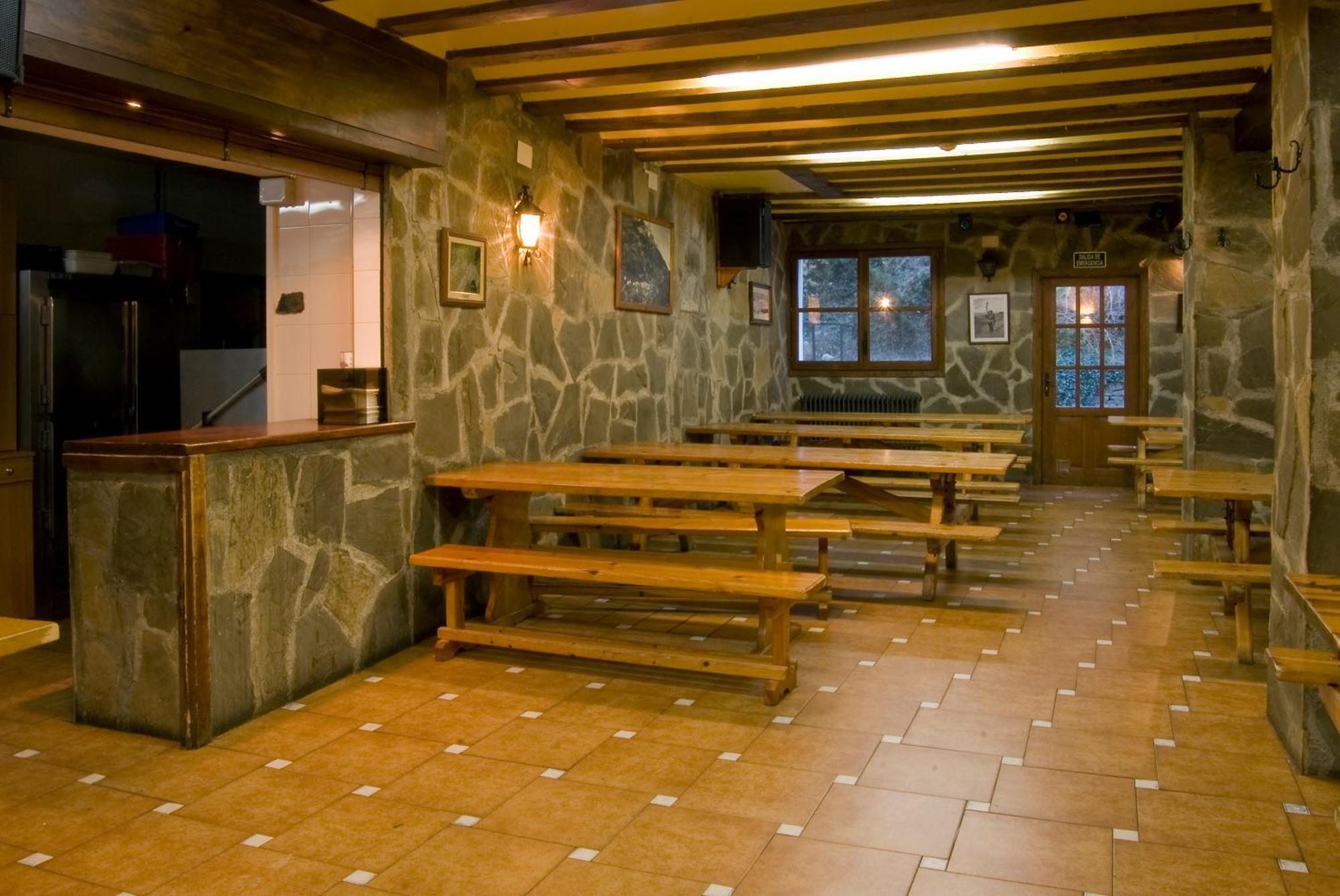 Albergue-Refugio Sargantana Canfranc Extérieur photo