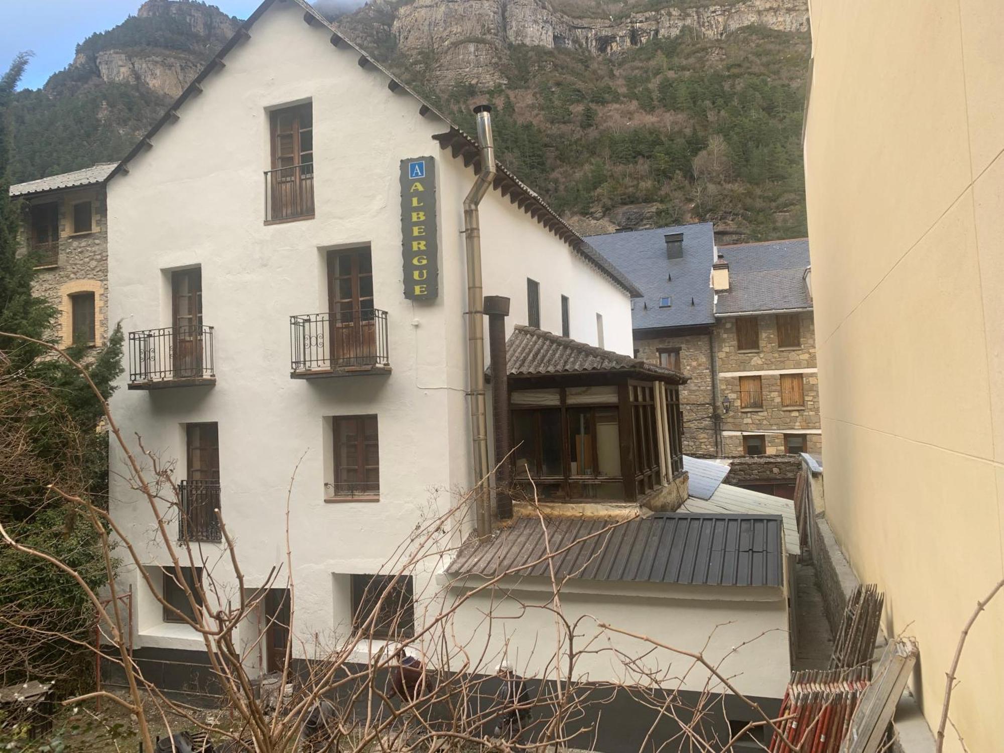 Albergue-Refugio Sargantana Canfranc Extérieur photo